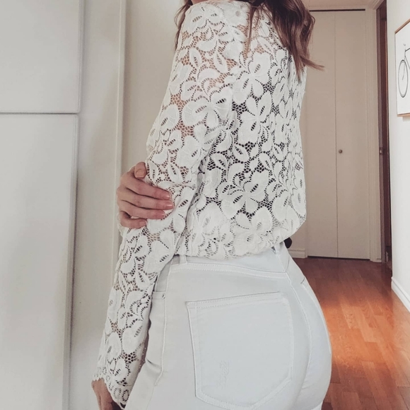 BCBG MaxAzria Floral Crochet top - Picture 4 of 9